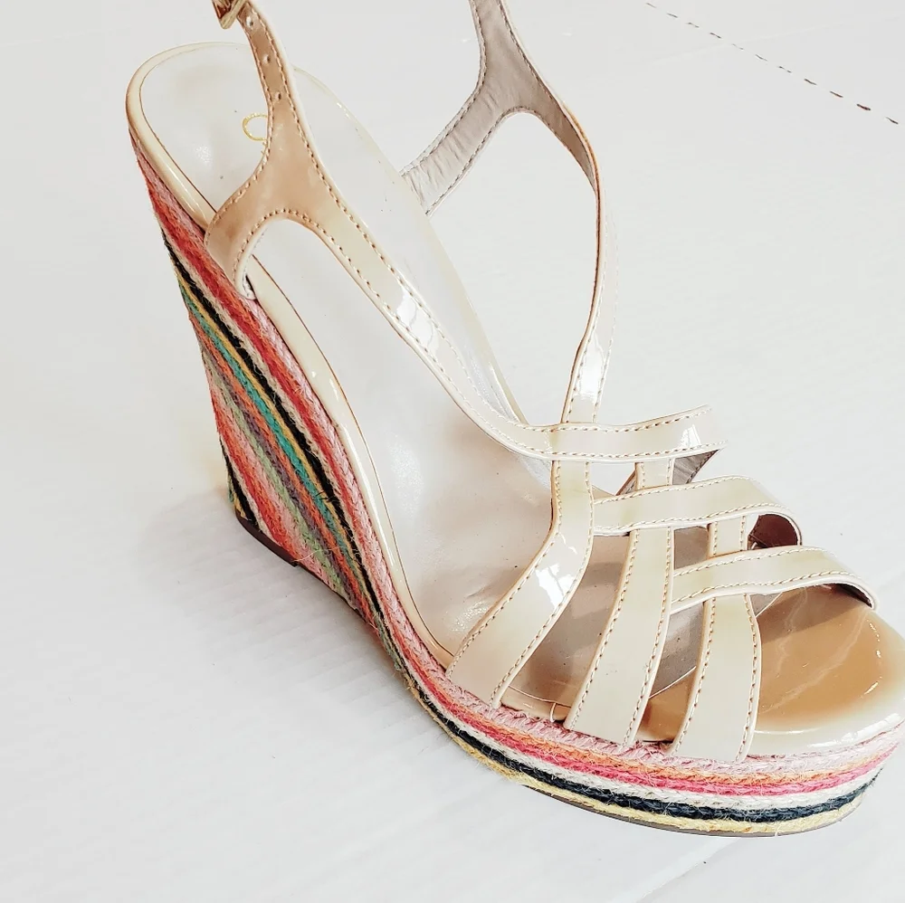NWT! Cato Wedge